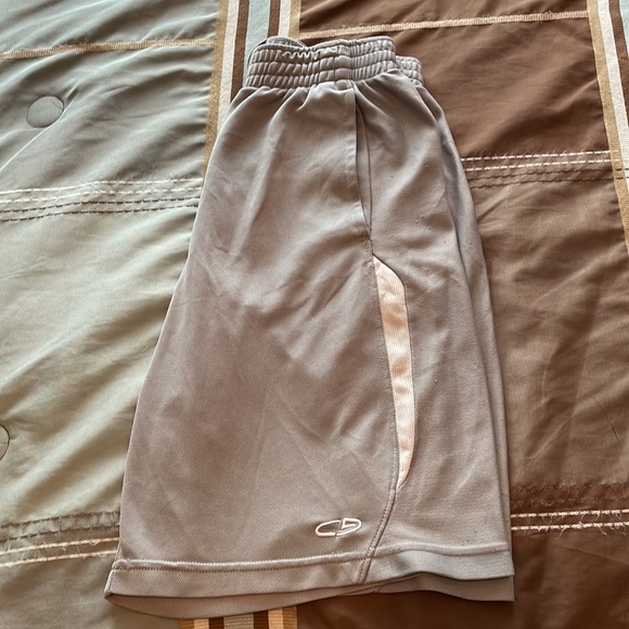 🏀Small Champion Basketball Shorts🏀 - Picture 2 of 5